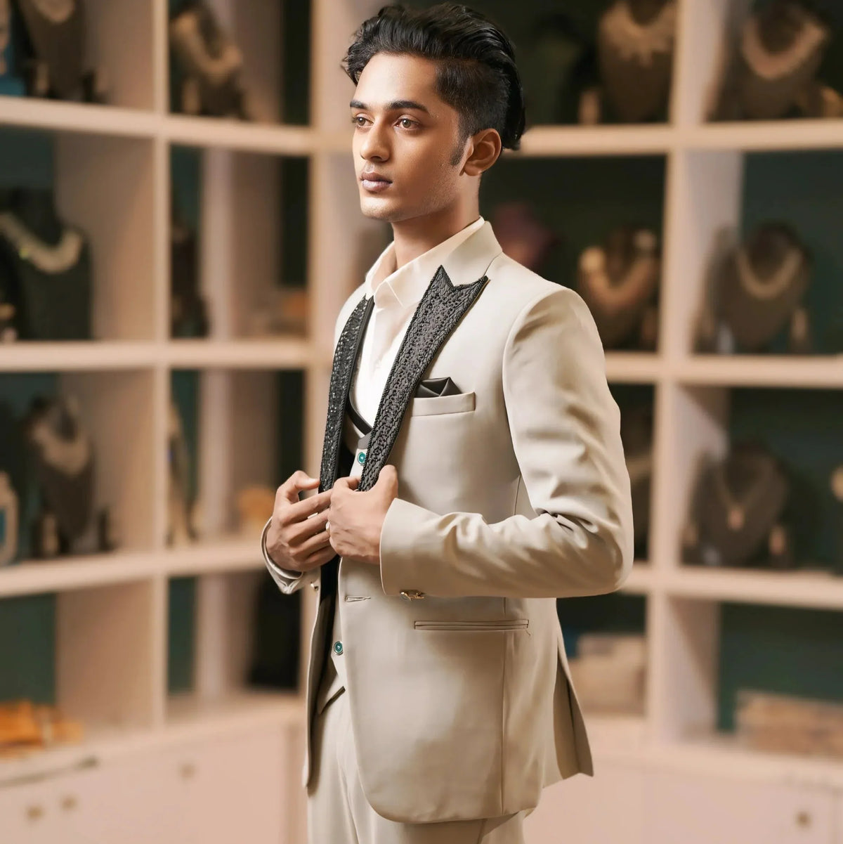 Make Your Wedding Day Special with the Best Wedding Suit Rental in Kannur