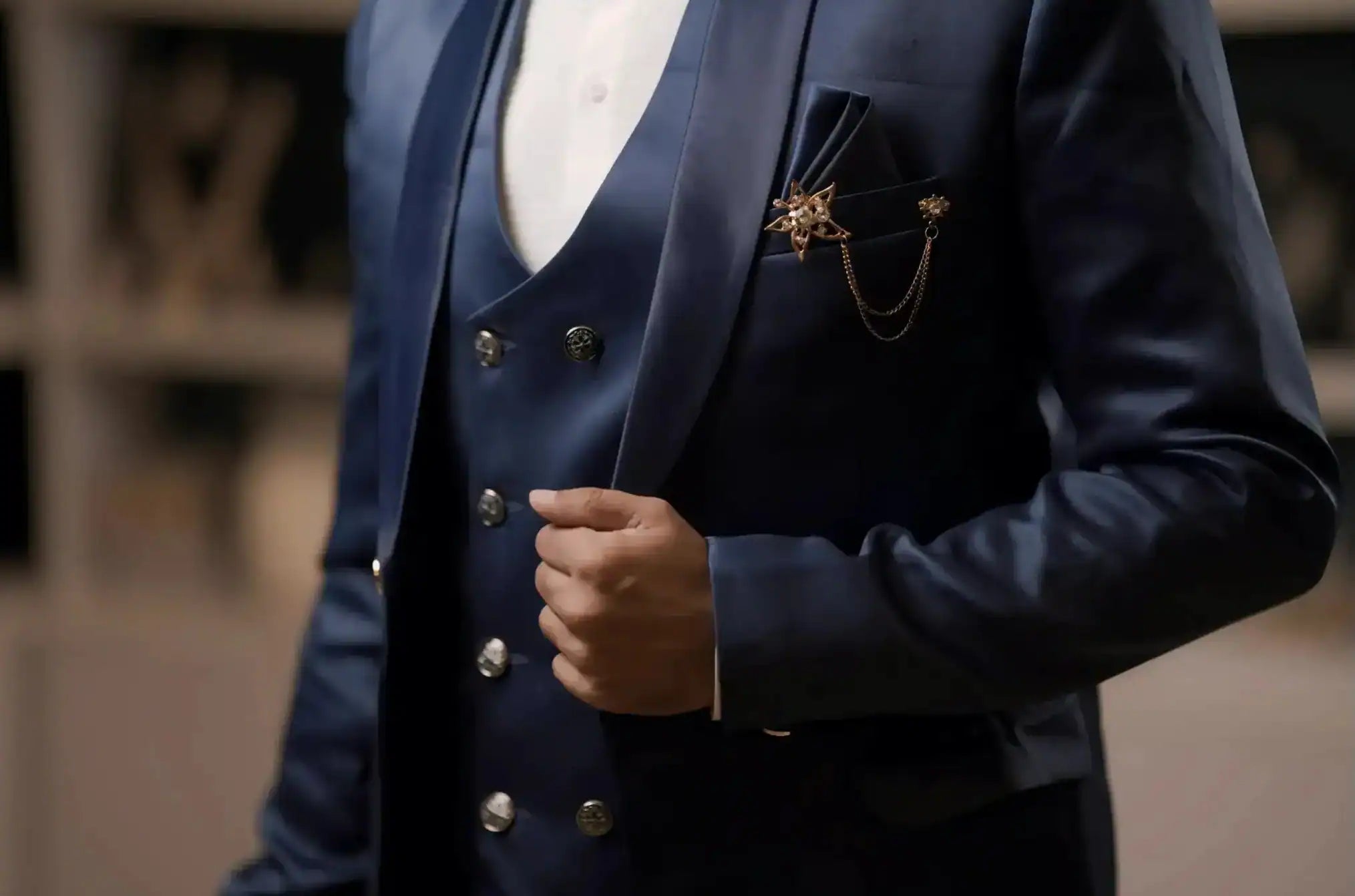 Navy Blue Wedding Dress Rental in Kerala – Premium Three-Piece Groom Suit with Elegant Brooch Detail
