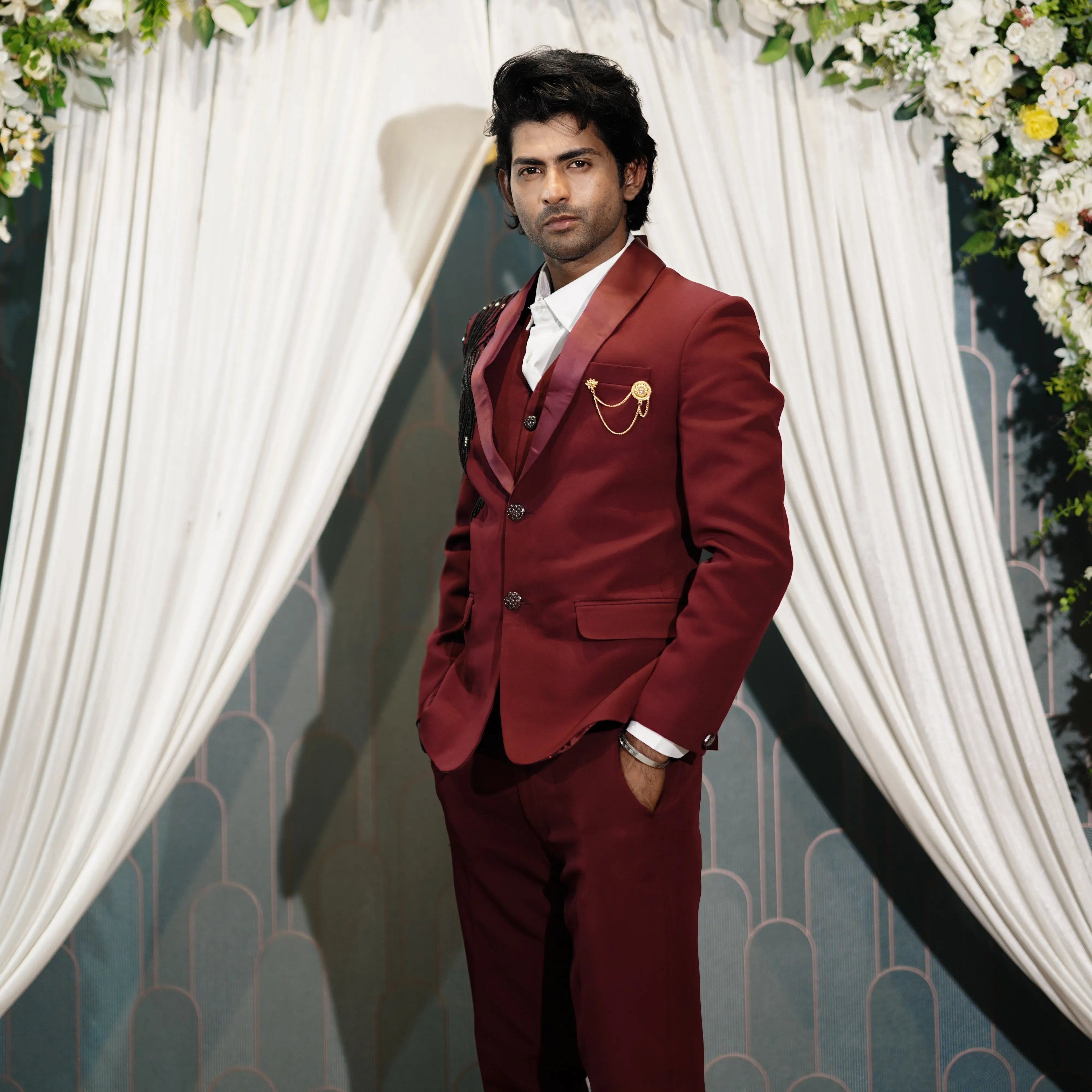 Red Luxury Wedding Tuxedo Suit