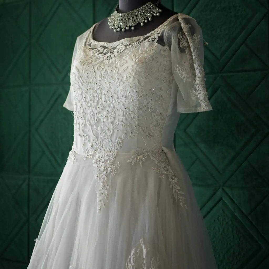 pearl white lace bridal gown rental kerala