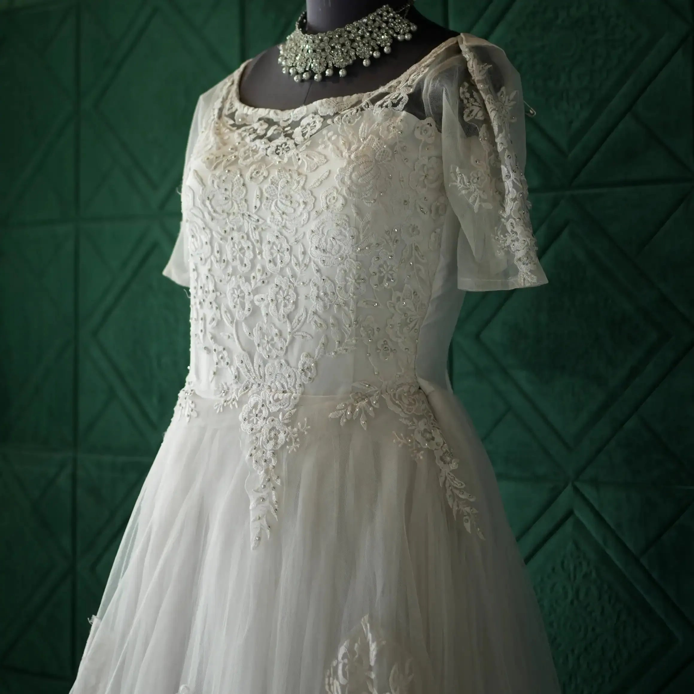 pearl white lace bridal gown rental kerala